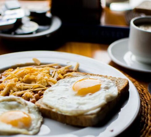 Breakfast - Fried Egg and Bread Pklatter