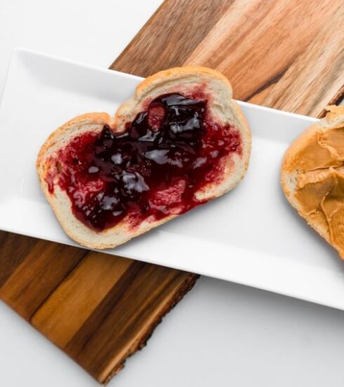 Foods - bread on white platter