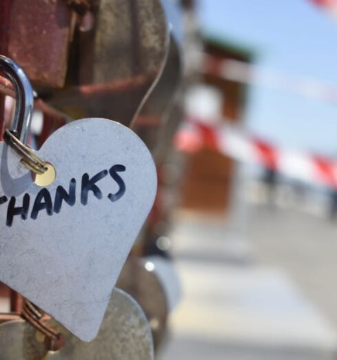 Gratitude - Silver-colored Heart Lock Bridge