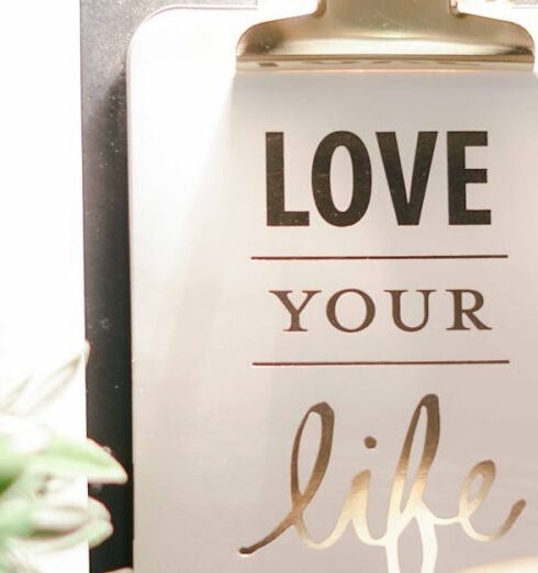 Coaching - Love Your Life Clipboard Decor