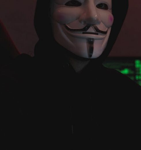 Hacks - Person in Guy Fawkes Mask