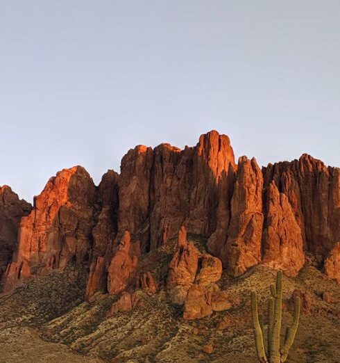 Superstitions - Superstition Mountain in Arizona