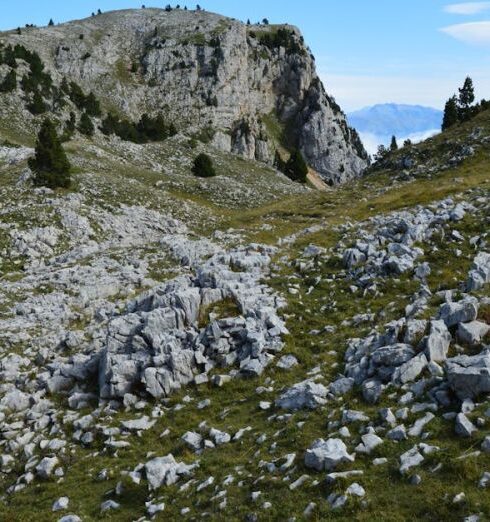 Hiking Trails - Scenic Rocky Terrain in Chichilianne, France