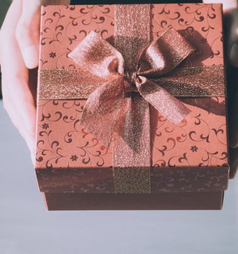 Rewards - Brown Gift Box