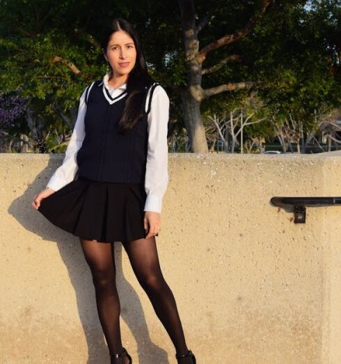 Looks - Beauty, evening, uniform, school girl