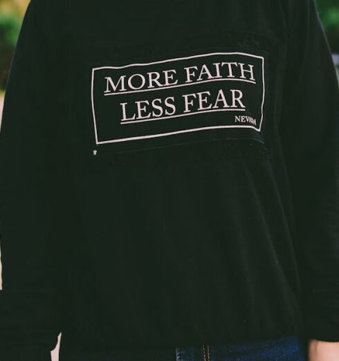 Sweatshirt - More Faith Less Fear White Sweater