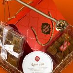 Food Gifts - Luxurious Gift Package of Various Sweets