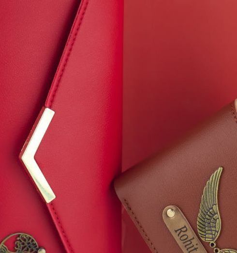 Luxury Gifts - Wallets with Pen on Display