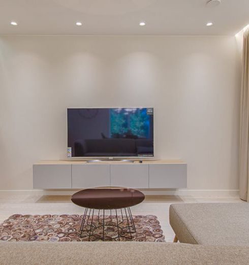 Living Room - Flat Screen Tv