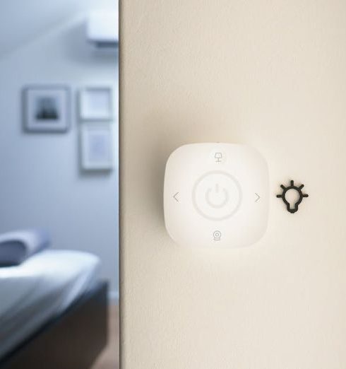 Home Hub - Wall button. Smart home automation.