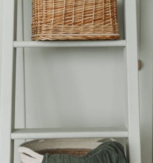 Farmhouse Furniture - Baskets on a Decorative Ladder